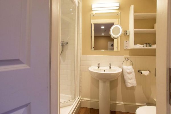 Glenisle Hotel (Ayrshire)